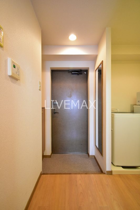 居室・リビング　別号室参考写真