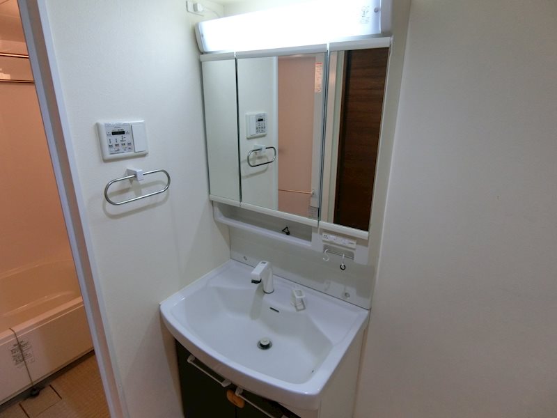 洗面設備　※参考写真