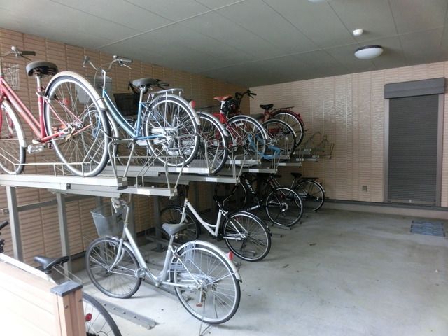 その他共有部分　自転車置き場