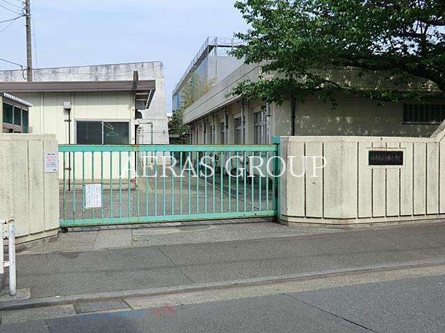 小学校　川崎市立大師小学校（小学校）まで483m