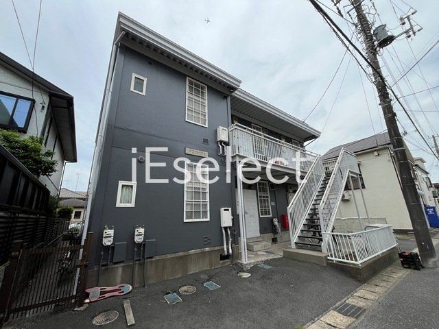 建物外観　閑静な住宅街に立地