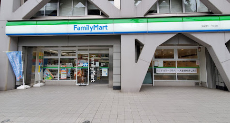 コンビニ　ファミリーマート 浜松町一丁目店（コンビニ）まで666m