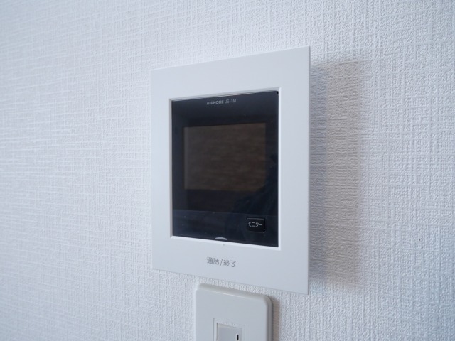 セキュリティ　防犯面に配慮したＴＶモニターホン付きです！