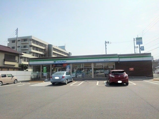 コンビニ　ファミリーマート土器町東店（コンビニ）まで800m