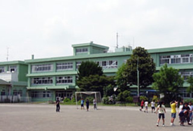 小学校　厚木市立北小学校（小学校）まで510m