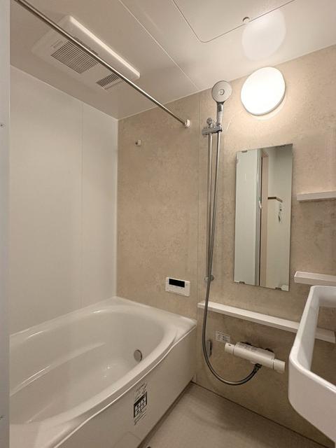バス・シャワールーム　バス