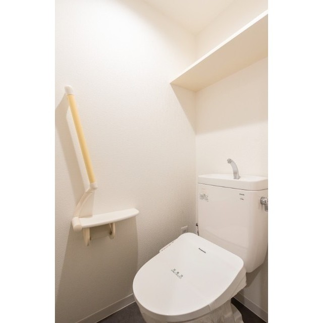トイレ　落ち着いたトイレです
