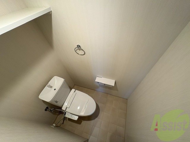 トイレ　トイレは、シンプルなデザインとなっております。