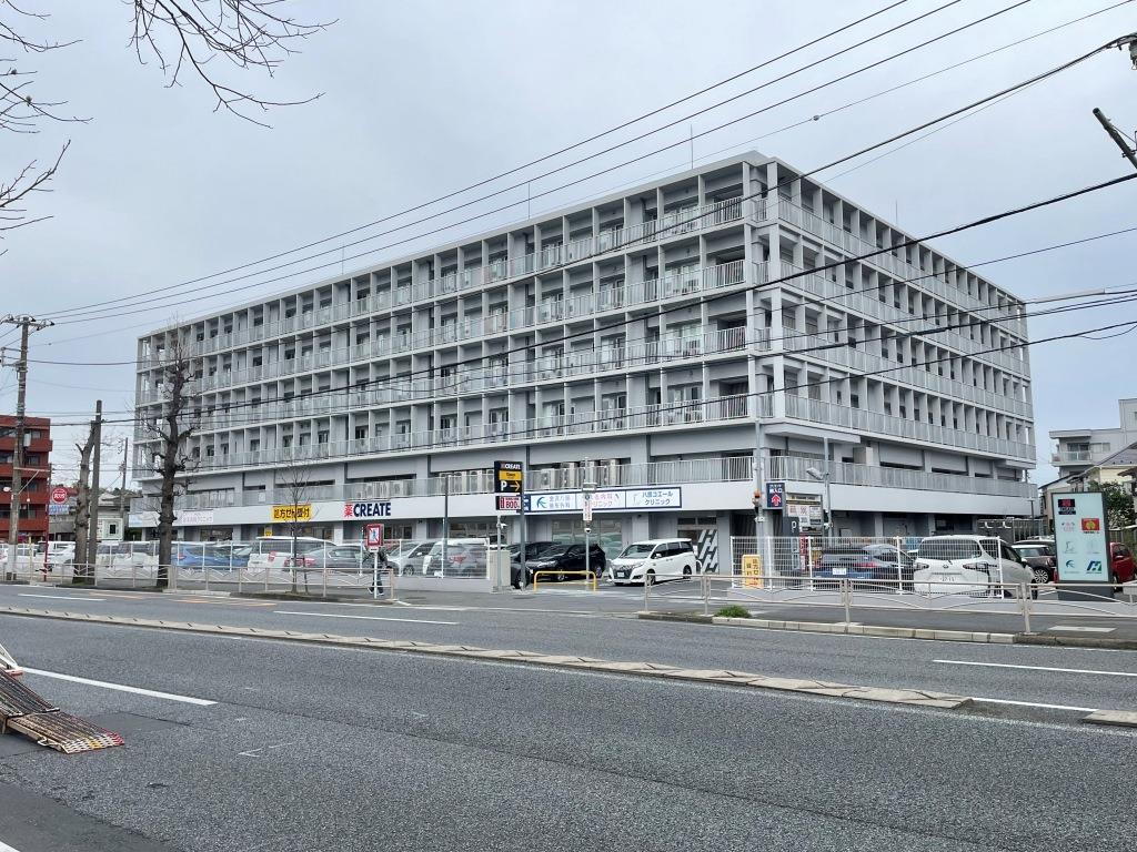 ドラックストア　クリエイトエス・ディー金沢六浦店（ドラッグストア）まで476m