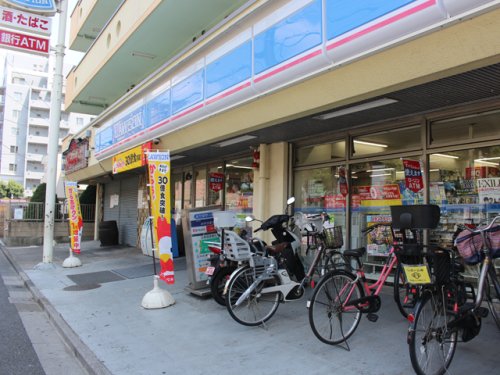 コンビニ　ローソン 西台店（コンビニ）まで205m