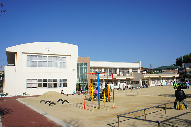 幼稚園・保育園　北部保育園（幼稚園・保育園）まで438m