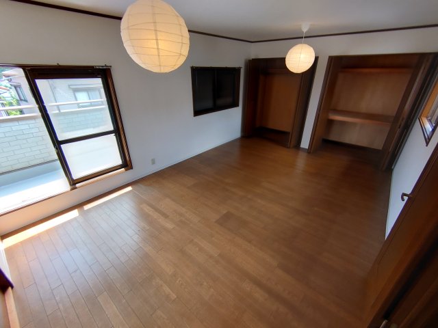 名塩ガーデン戸建の内装写真
