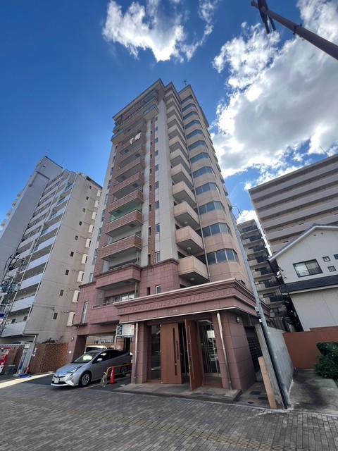 建物外観　落ち着いた雰囲気の外観です