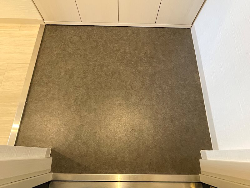 玄関　類似タイプ参考写真掲載