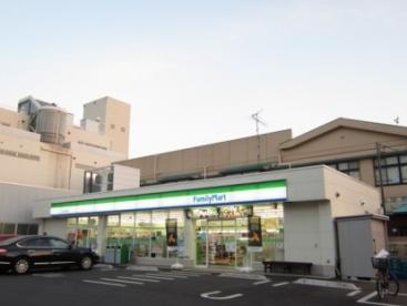 コンビニ　ファミリーマート 川口市役所前店（コンビニ）まで426m