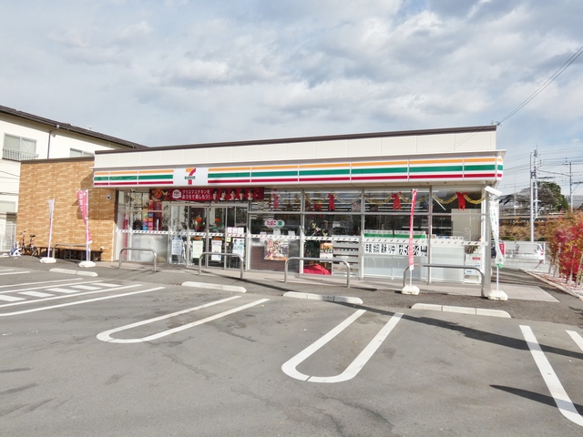 コンビニ　セブンイレブン立川富士見町7丁目店（コンビニ）まで586m
