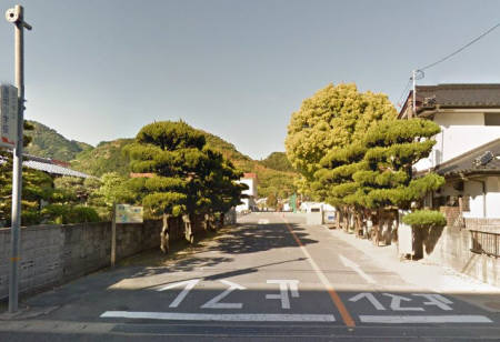 小学校　山口市立湯田小学校（小学校）まで2070m