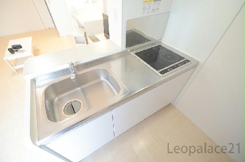 キッチン　備品や設備仕様は号室等により異なります現地をご確認下さい。