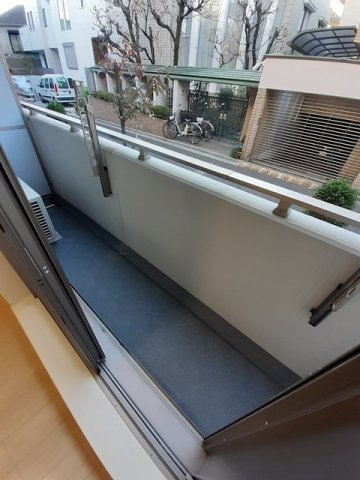 バルコニー　バルコニーがあります