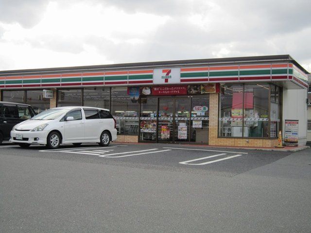 コンビニ　セブンイレブン滋賀蒲生市子松井（コンビニ）まで1350m