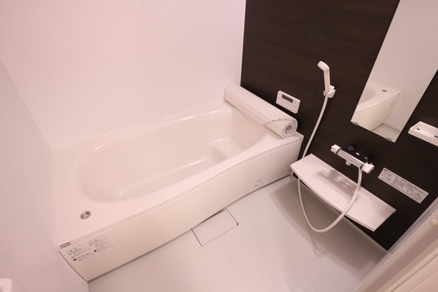 バス・シャワールーム　同タイプハイツです。完成イメージにどうぞ