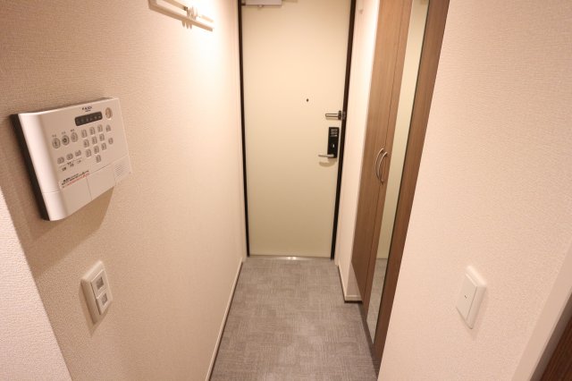 玄関　同タイプハイツです。完成イメージにどうぞ