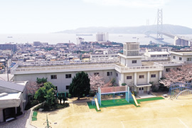 小学校　愛徳学園小学校（小学校）まで573m