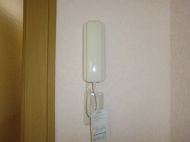 セキュリティ　別部屋参考写真。インターホン。