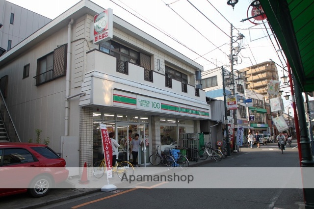 コンビニ　ローソンストア１００（コンビニ）まで368m