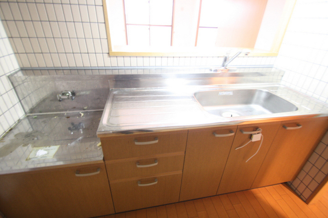 キッチン　※他部屋の参考写真の為、現状優先です。