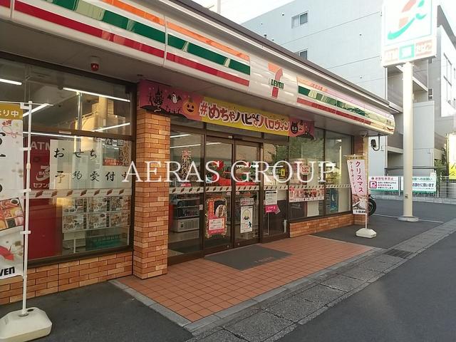 コンビニ　セブンイレブン北松戸駅南店（コンビニ）まで120m
