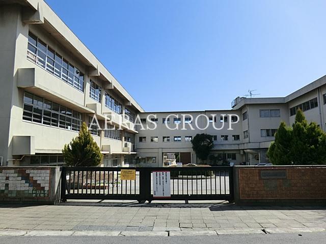 小学校　松戸市立上本郷小学校（小学校）まで971m