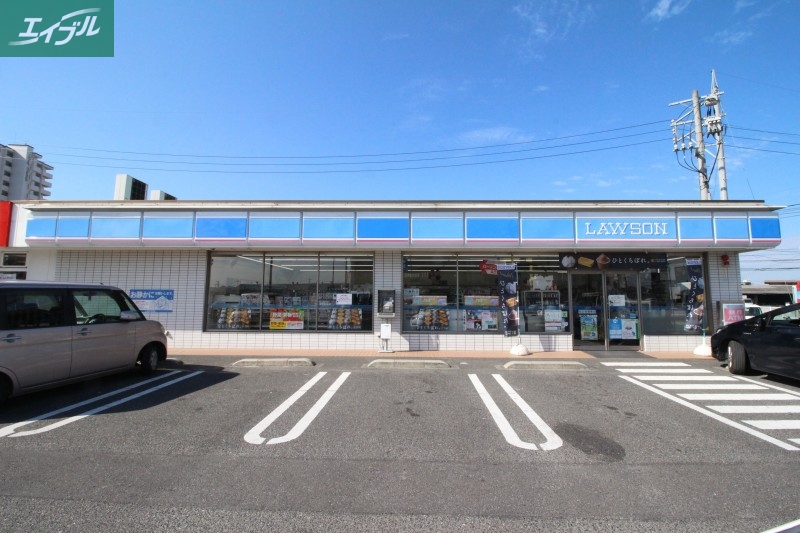 コンビニ　ローソン岡山泉田店（コンビニ）まで737m