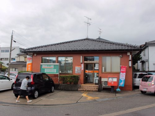 郵便局　富山高原町郵便局（郵便局）まで377m