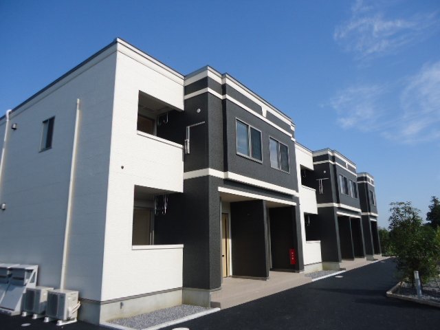 建物外観　外観写真（昼）