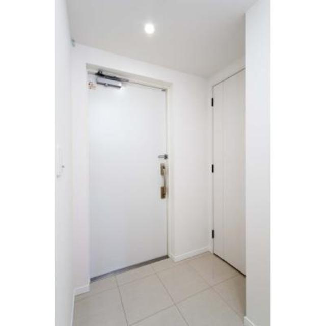 玄関　※写真は同タイプ住戸です。