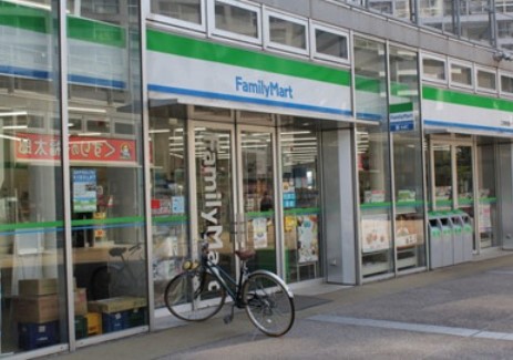 コンビニ　ファミリーマート東雲橋店（コンビニ）まで341m