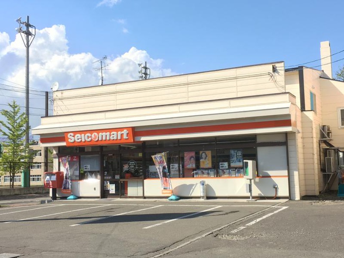 コンビニ　セイコーマート（コンビニ）まで635m