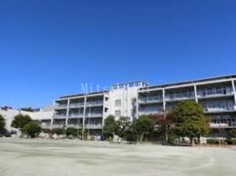小学校　世田谷区立船橋小学校（小学校）まで1107m