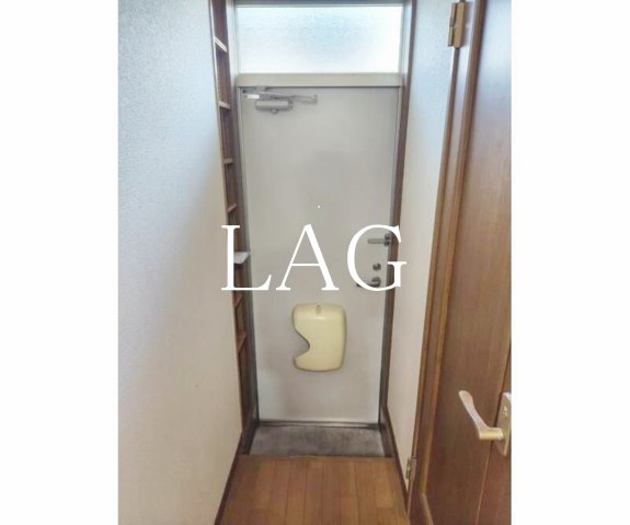 玄関　玄関です。