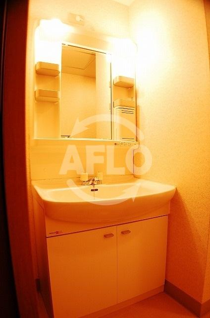 洗面設備　アメニティ江戸堀 独立洗面化粧台