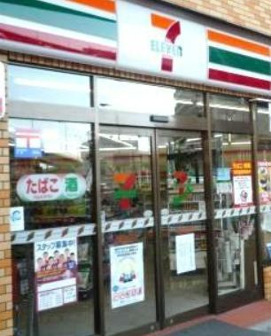 コンビニ　セブンイレブン 大阪江戸堀3丁目店（コンビニ）まで180m