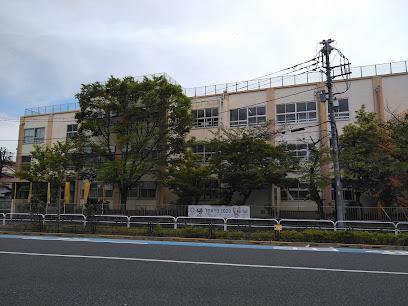 小学校　弘道小学校（小学校）まで130m