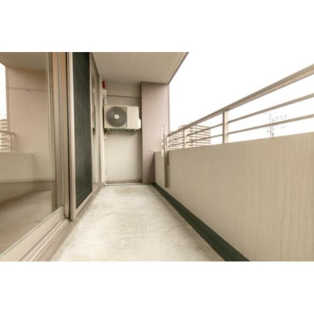 バルコニー　※同仕様写真含む