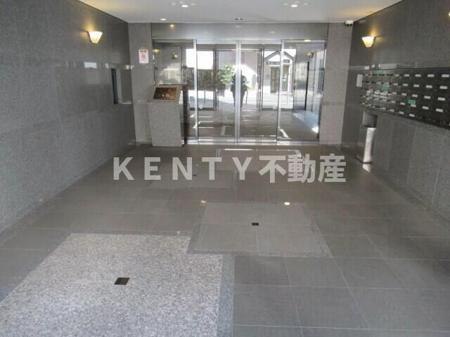 ロビー　建物の内部です