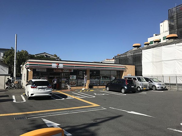 コンビニ　セブンイレブン 大阪中川5丁目店（コンビニ）まで511m