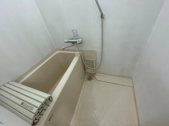バス・シャワールーム　※別部屋参考写真