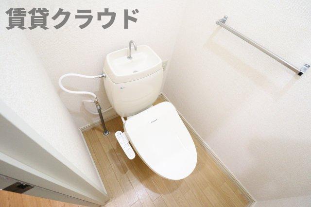 トイレ　トイレもきれいです
