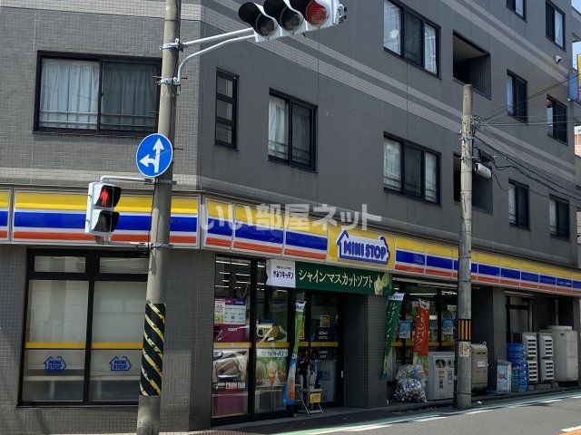 コンビニ　ミニストップ 松本町3丁目店（コンビニ）まで1323m