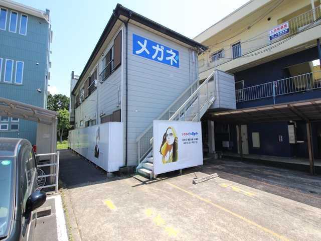 建物外観　2階建てのアパートです。
